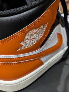 Shoes jordan 1s 9.5 new men women unisex mids orange black white nike box